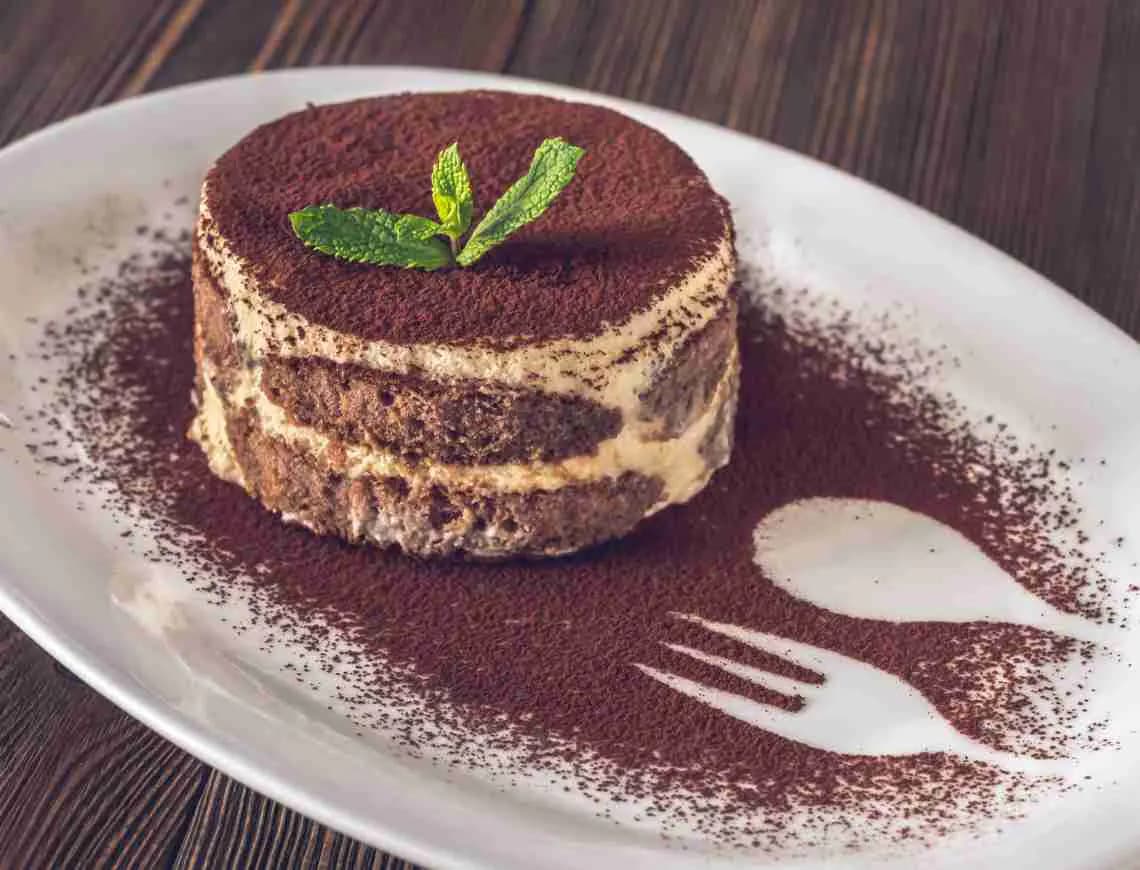 Classic Tiramisu - 799x610