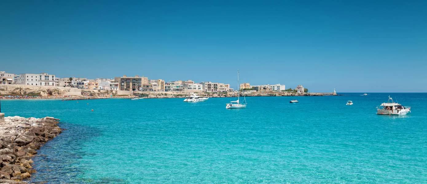 Best Salento Wine Tours Feature Image - 1390x600