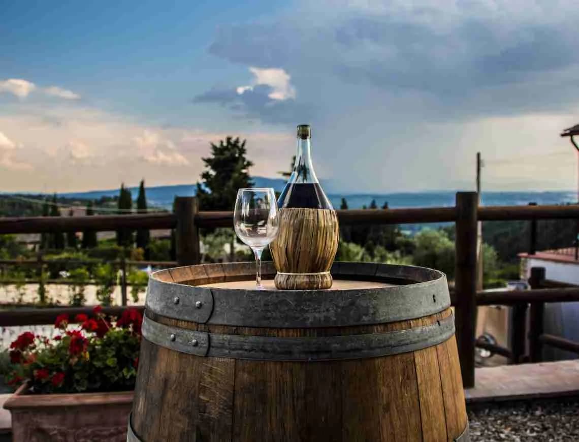 Wine on a barril in Chianti - 799x610