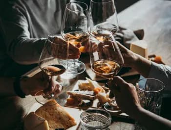 Wine tasting with cheese - 350x265