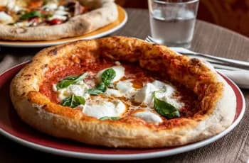 Best pizza making Classes in Perth Feature Image - 350 × 230