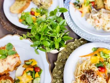 Italian dishes on plates - 350×265