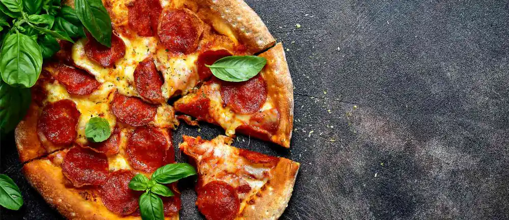 Best pizza making Classes in Chicago Feature Image - 1390x600