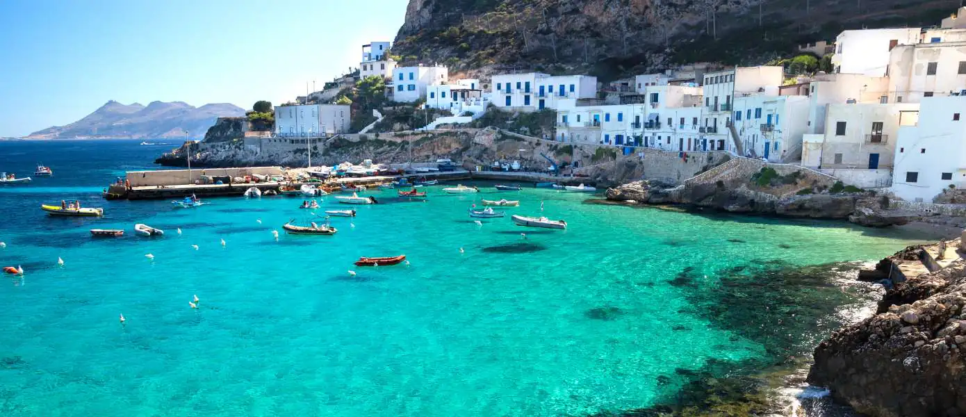Best Wine Tours in Sicily Feature Image - 1390x600