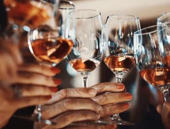 Wine tasting - 350×265
