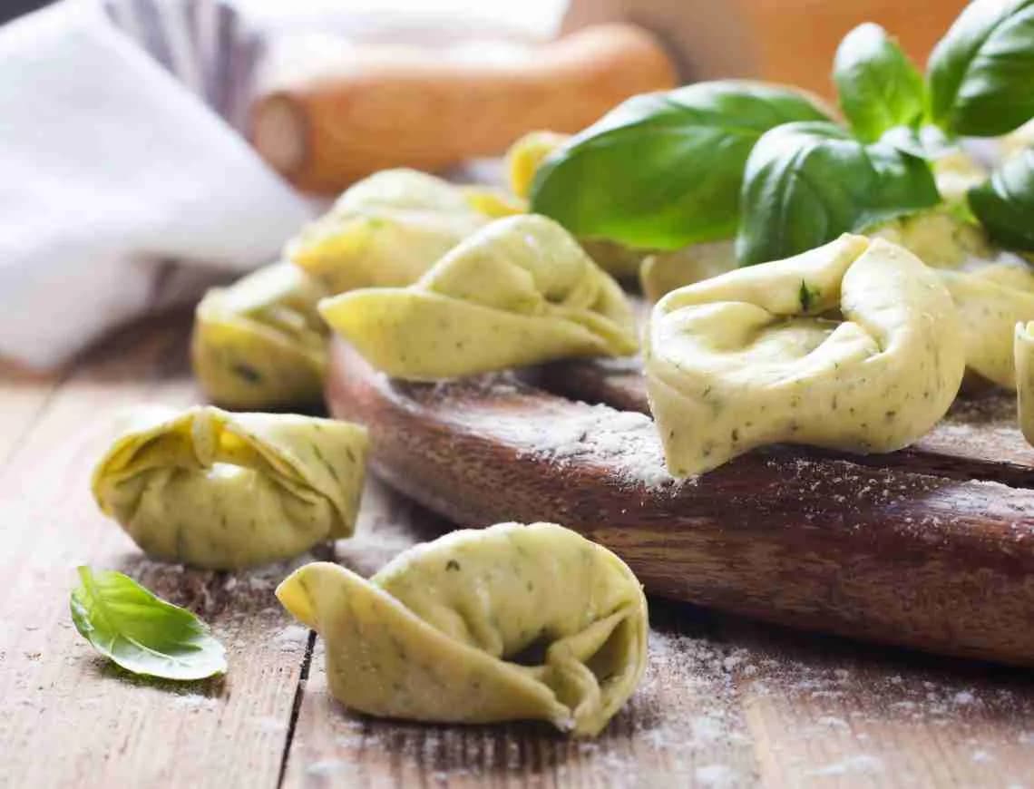 Spinach Tortelloni - 799x610