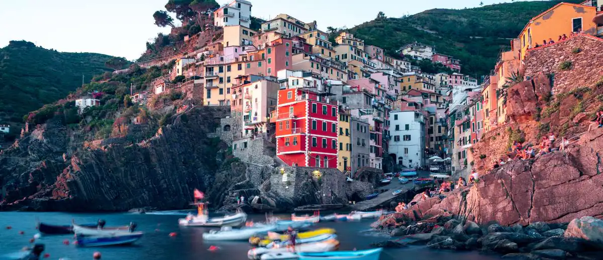 Best Cinque Terre Wine Tasting Tours Feature Image - 1390x600