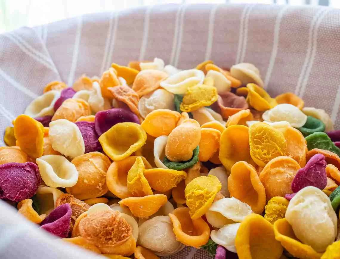 Coloured orecchiette pasta - 799x610